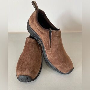 Merrell men's size 10 1/2 slip on shoes suede camping outdoor hiking casual work